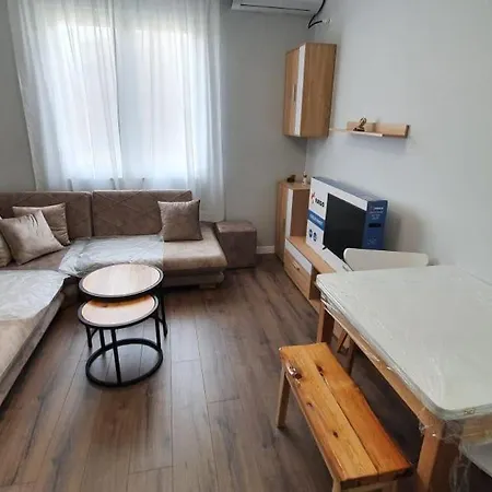 Apartment Lotus - City Center Tirana